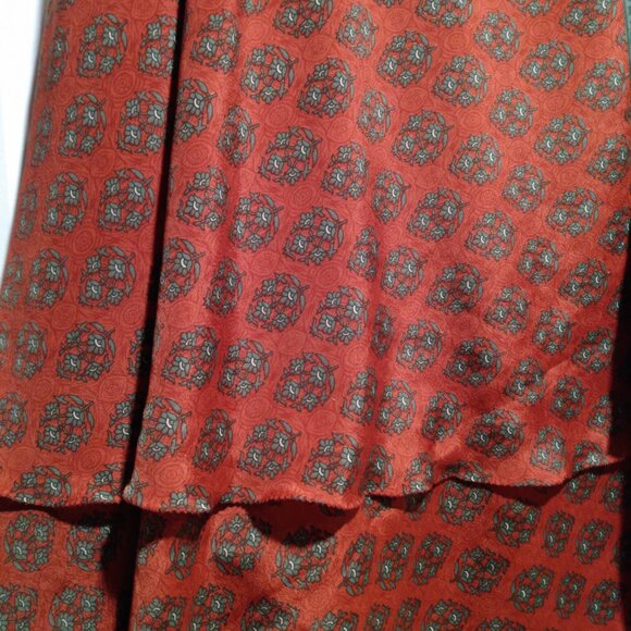 Red and Green Hawaiian Layered Wrap Skirt - Picture 2 of 6